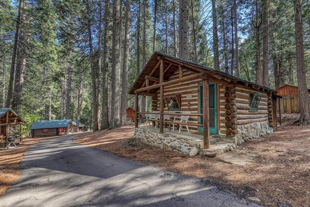 Yuba River Inn