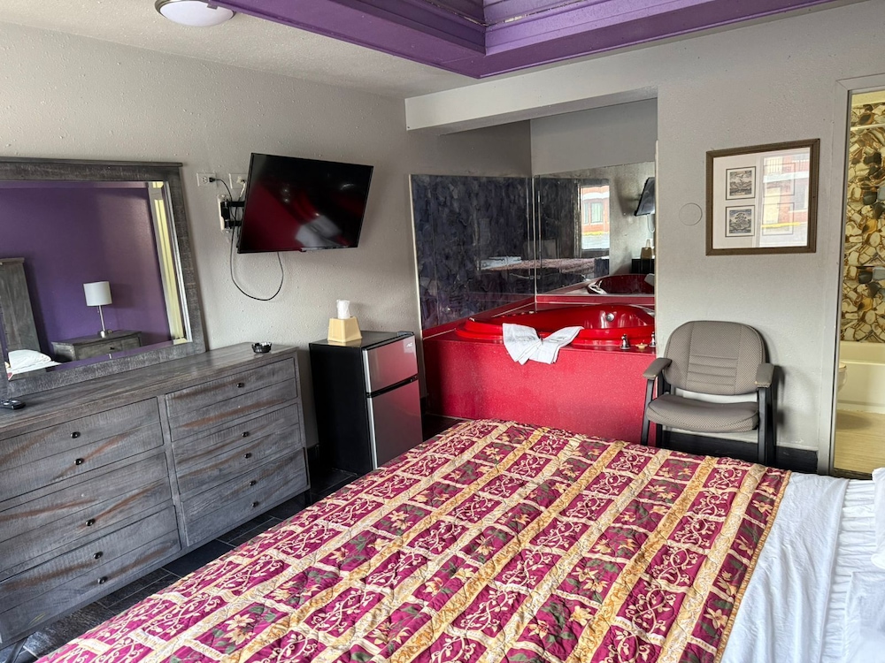 Hotel O Miami Inn & Suites Chicago Midway Airport