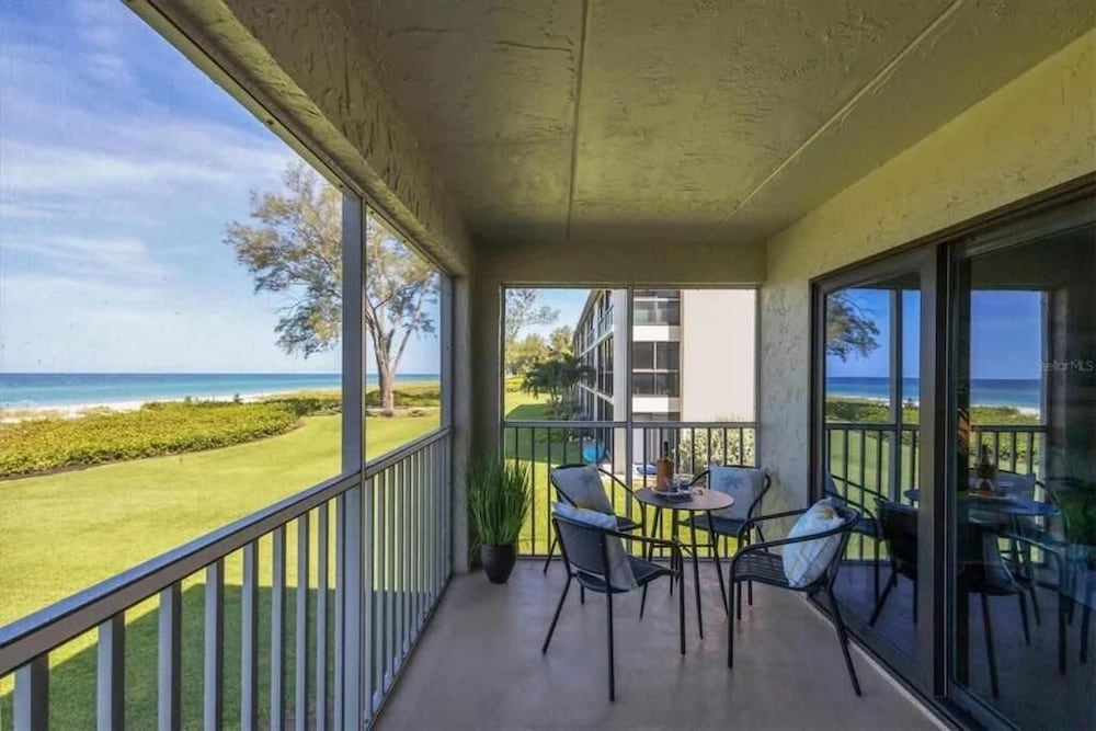 Luxury Beachfront Retreat