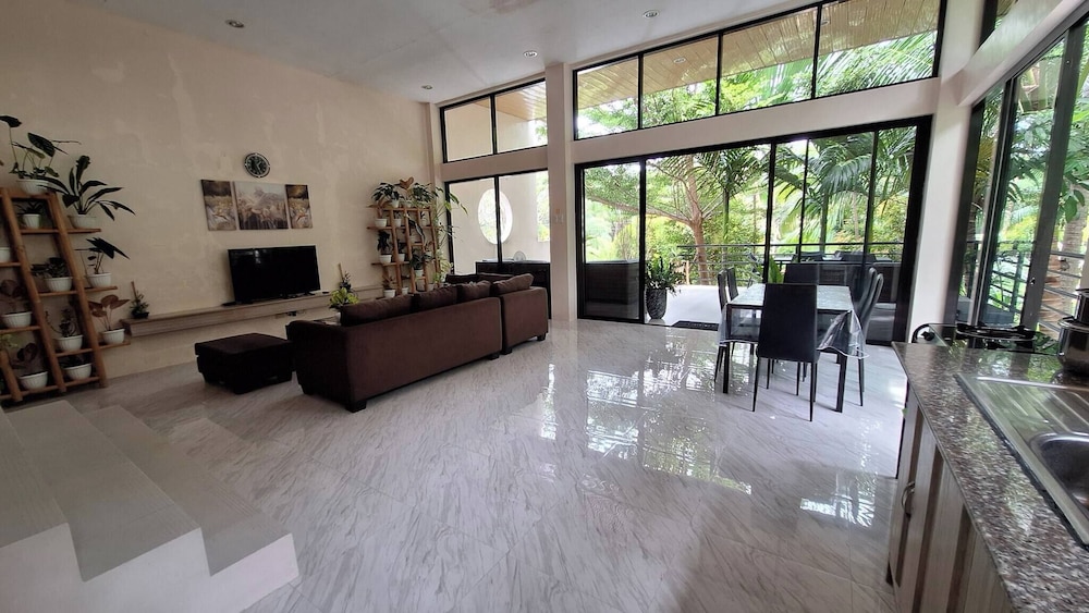 Balcon - Exclusive Private Villa in Camotes Island, Cebu, Philippines