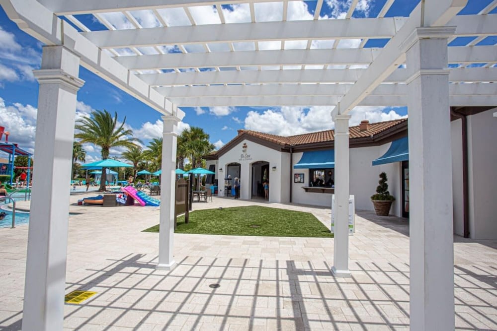 Amazing 5BR Private Pool Lakeview Near Disney