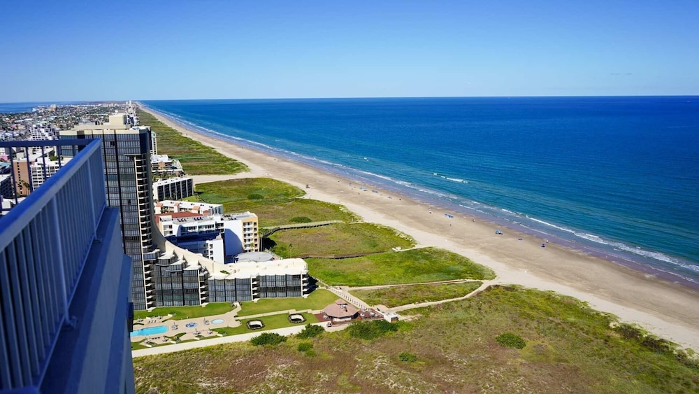 Penthouse Jr Unrivaled Luxury Insane Views 3 Bedroom Apts