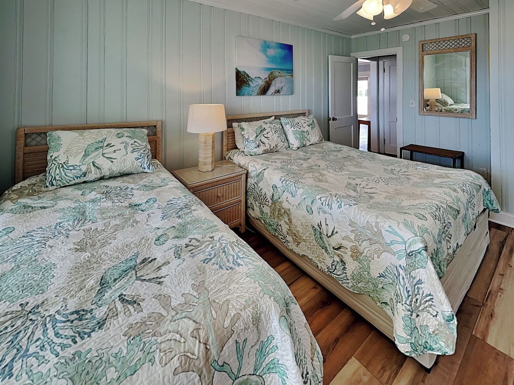 Costic by Topsail Realty