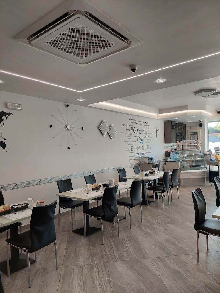 Bed and Breakfast Brezza Marina e Ristorante Shoreline, photo 11