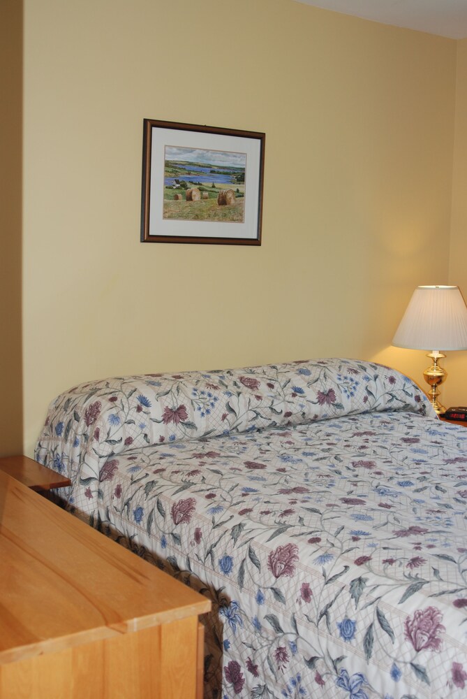 Shining Waters Cottages