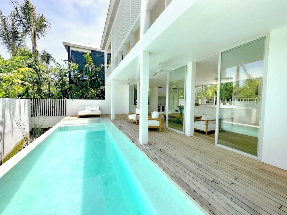 Sunset Bungalow