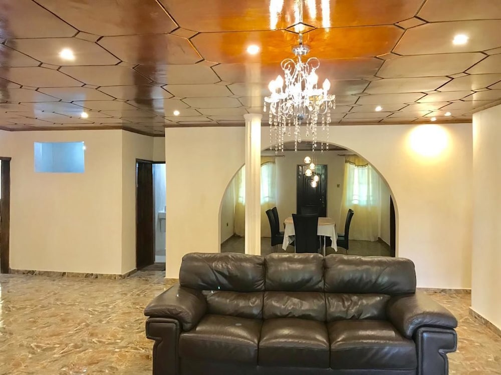 Ishmajoso Lodge view 4