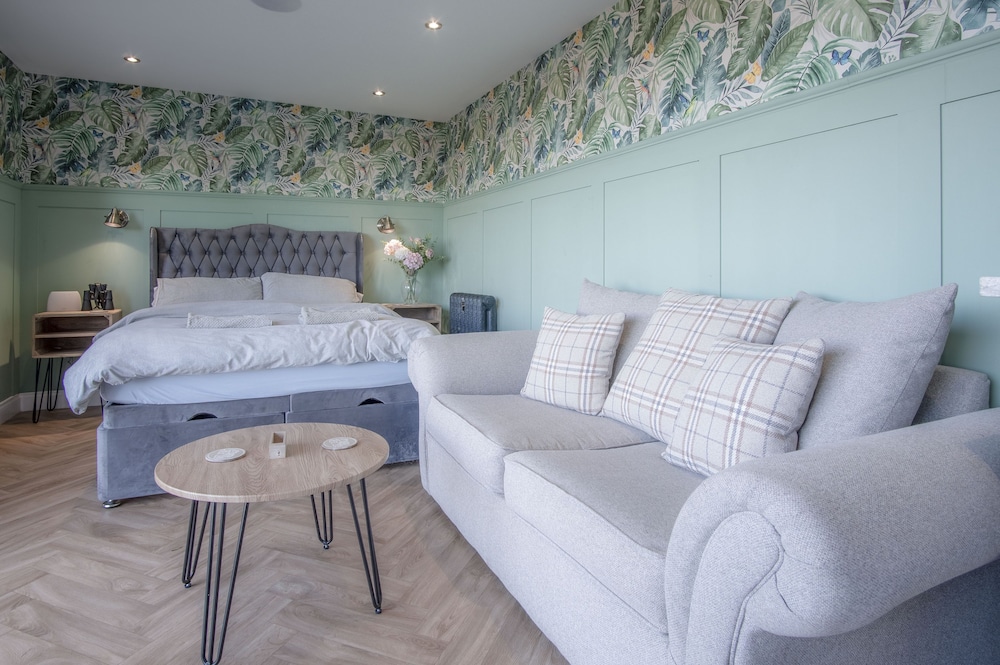 Rhossili Bay Secret - Cabin - Landimore view 3