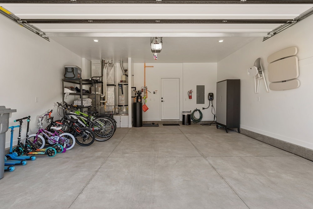 Ripples And Rocks Adventure House 4 Bedroom Townhouse