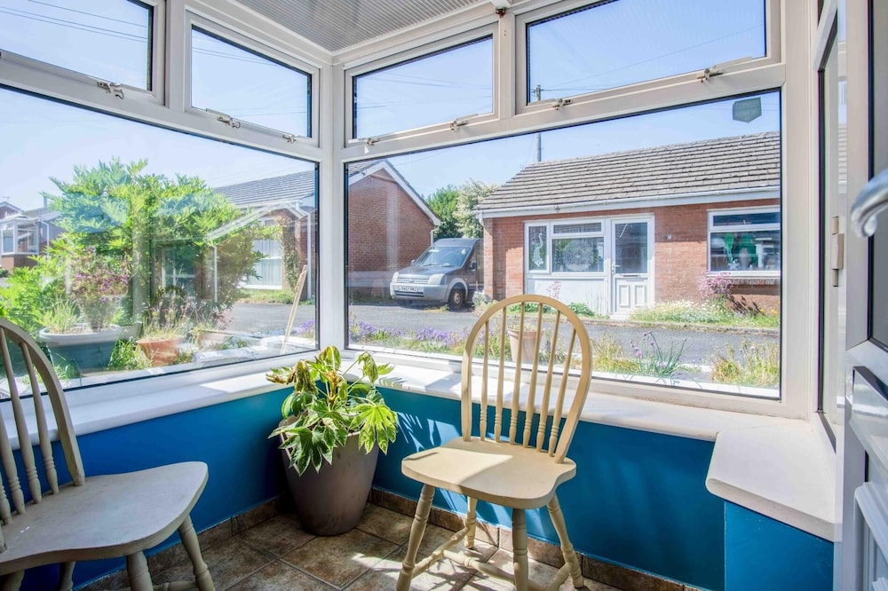 Cosy Cottage - 2 Bedroom Cottage - Mumbles