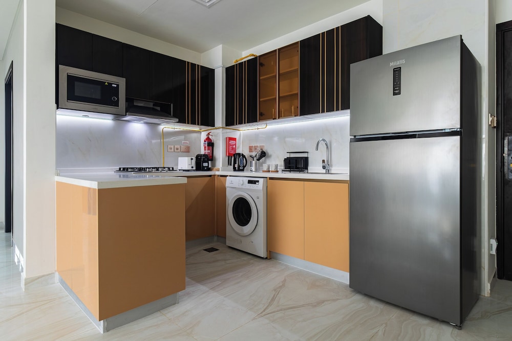 SIMPLY COMFORT Chic 3 Br Apartment with Private Pool