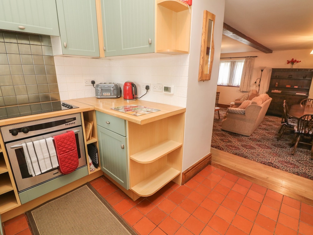 Poppy Cottage