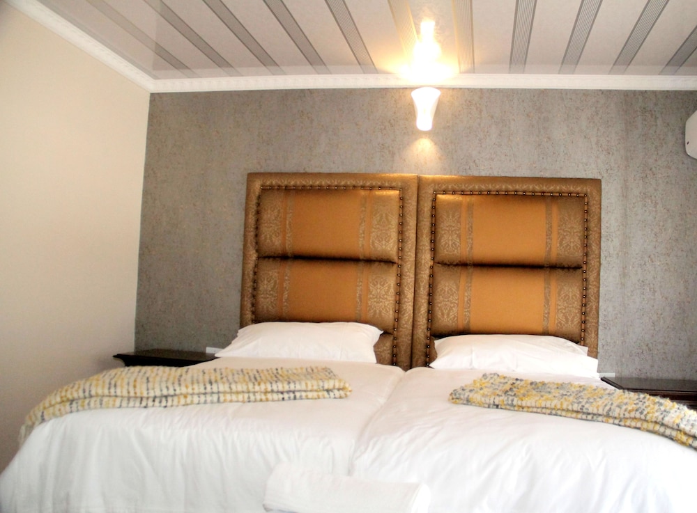 San Antonio Guest House view 3