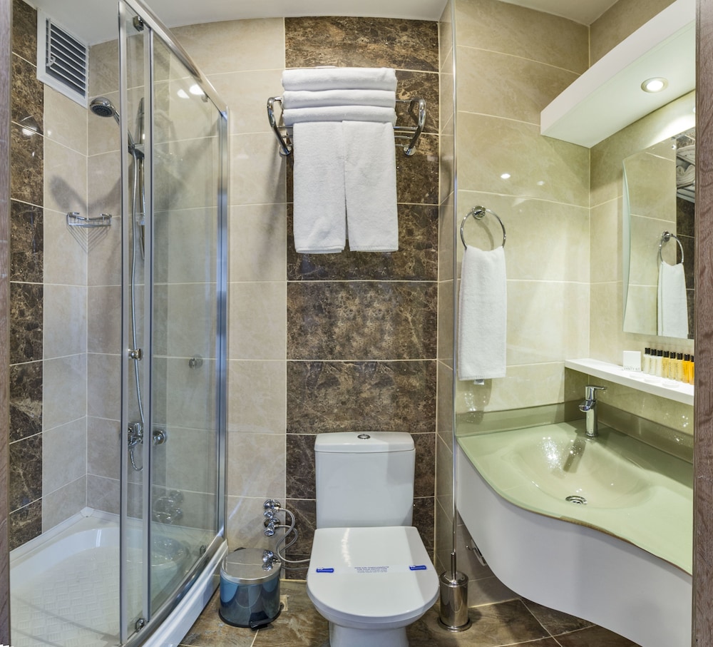 Alphonse Otel - Image 26