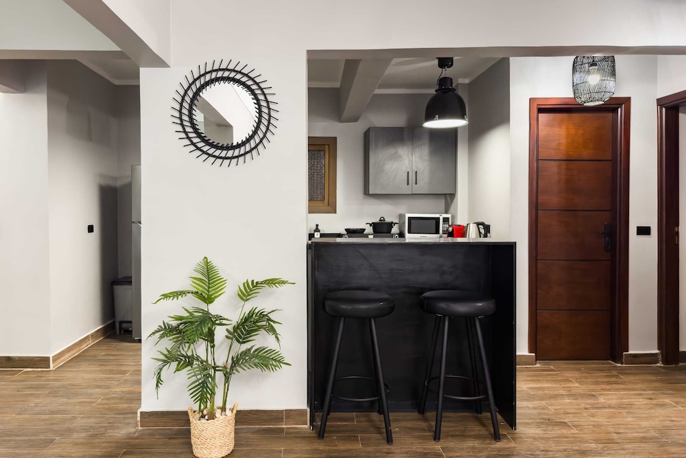 The Gorgeous Graphite 2bdr 5min to CAI Airport