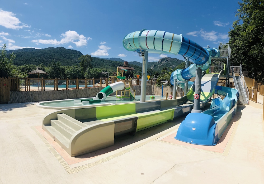Camping Le Bois Fleuri