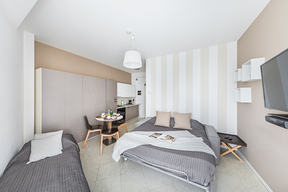 Residenza Miralago - 16 Domitilla - Locazione BK