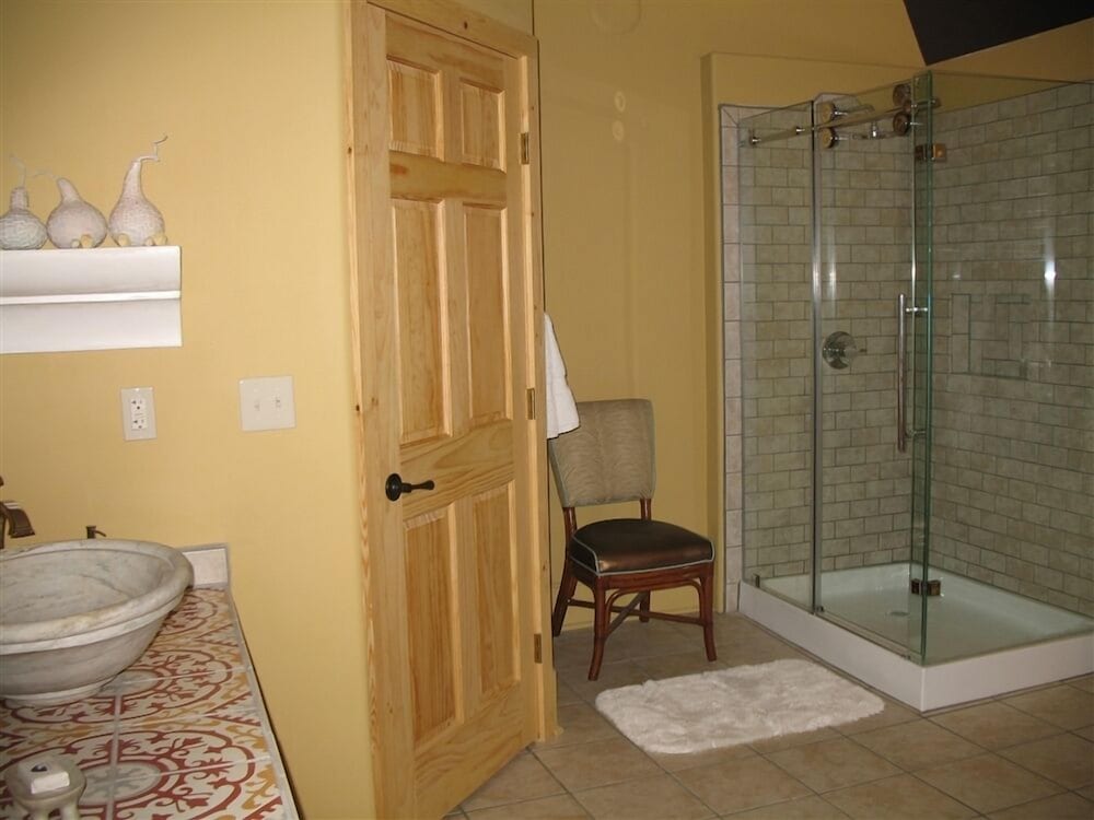 Bear Mountain Lodge