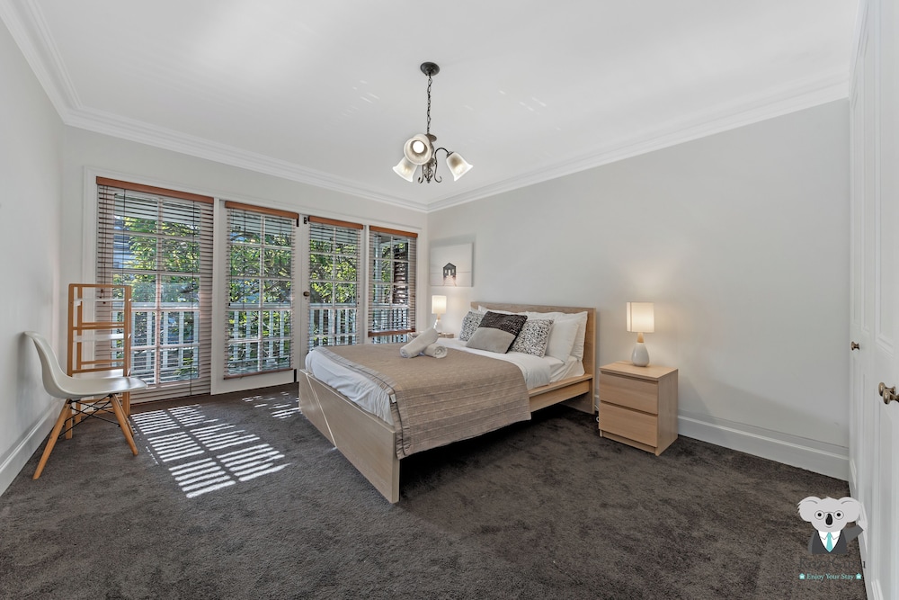 Kozyguru | Glebe | Cozy 2 Bedroom Terrace House