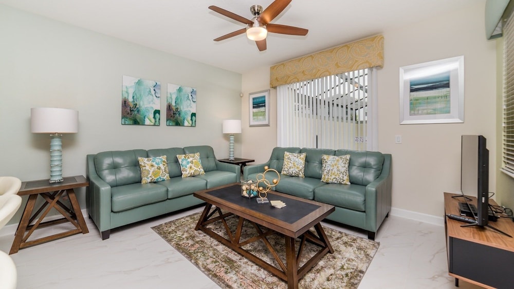 Championsgate Resort 4 Bedroom Private Pool Townhome 4 Townhouse