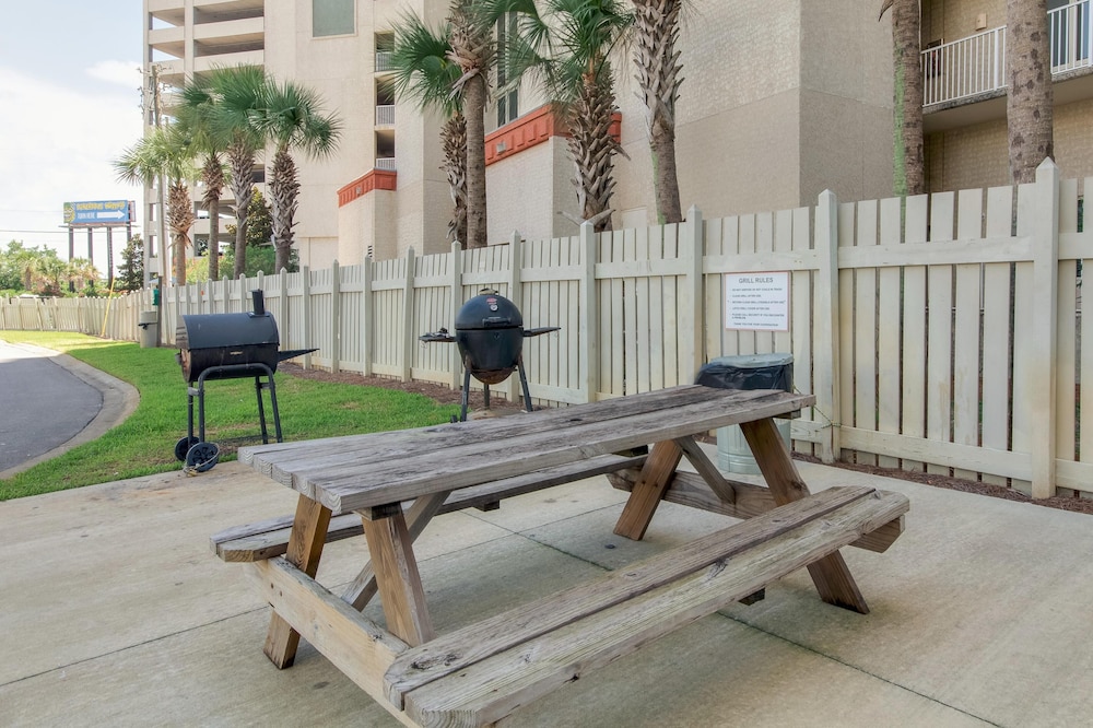 Long Beach by Book That Condo