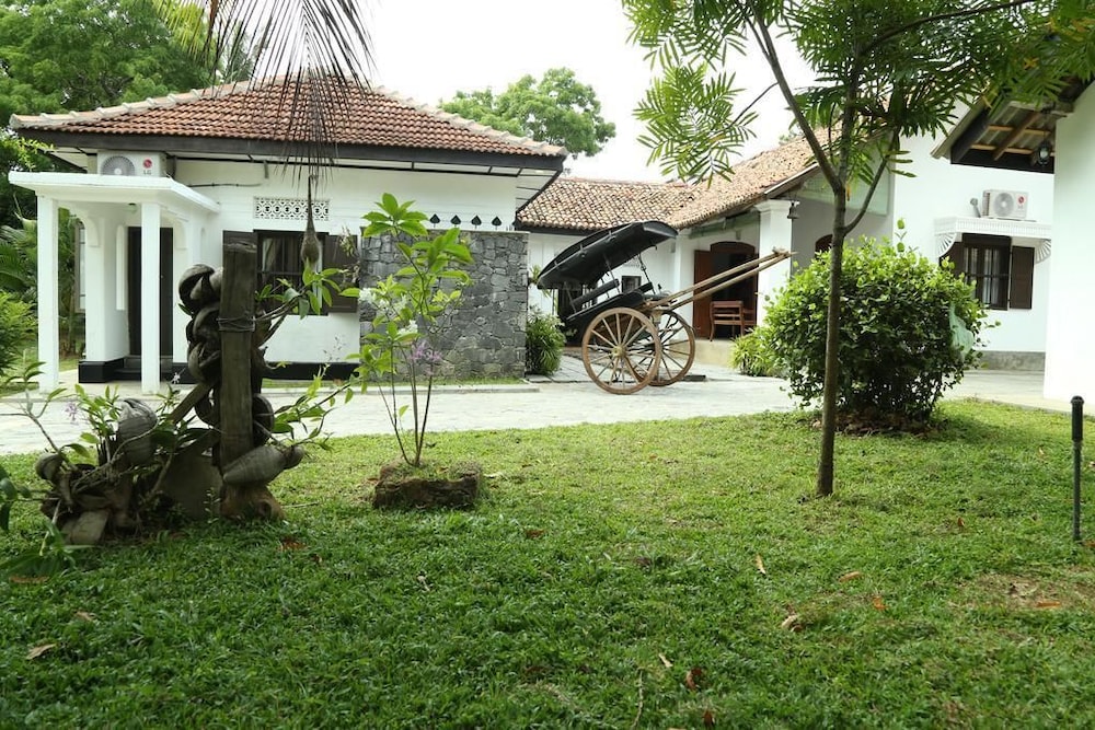Thamaya Heritance Tangalle