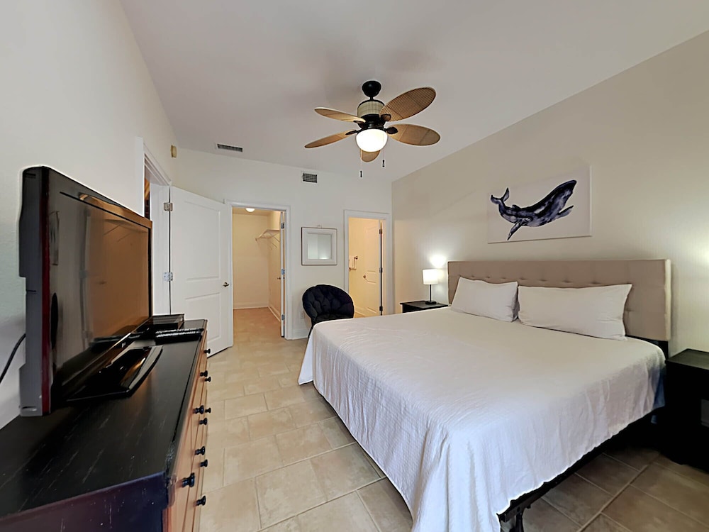 Banana Bay Townhome #6041 view 2