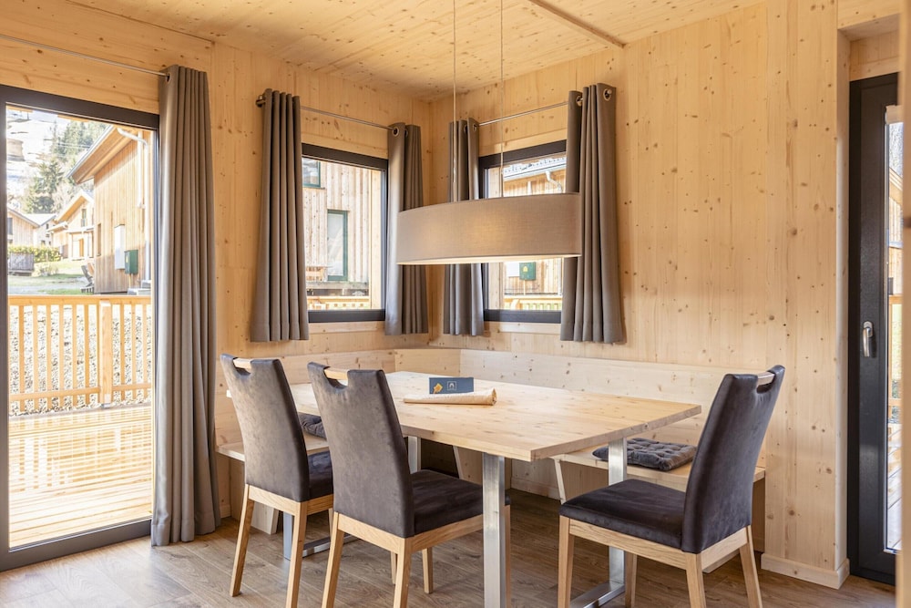 Attractive Chalet With Terrace