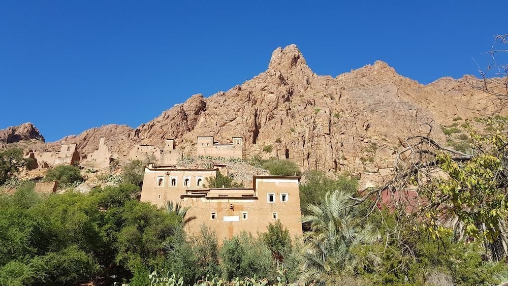 La Maison Traditionnelle