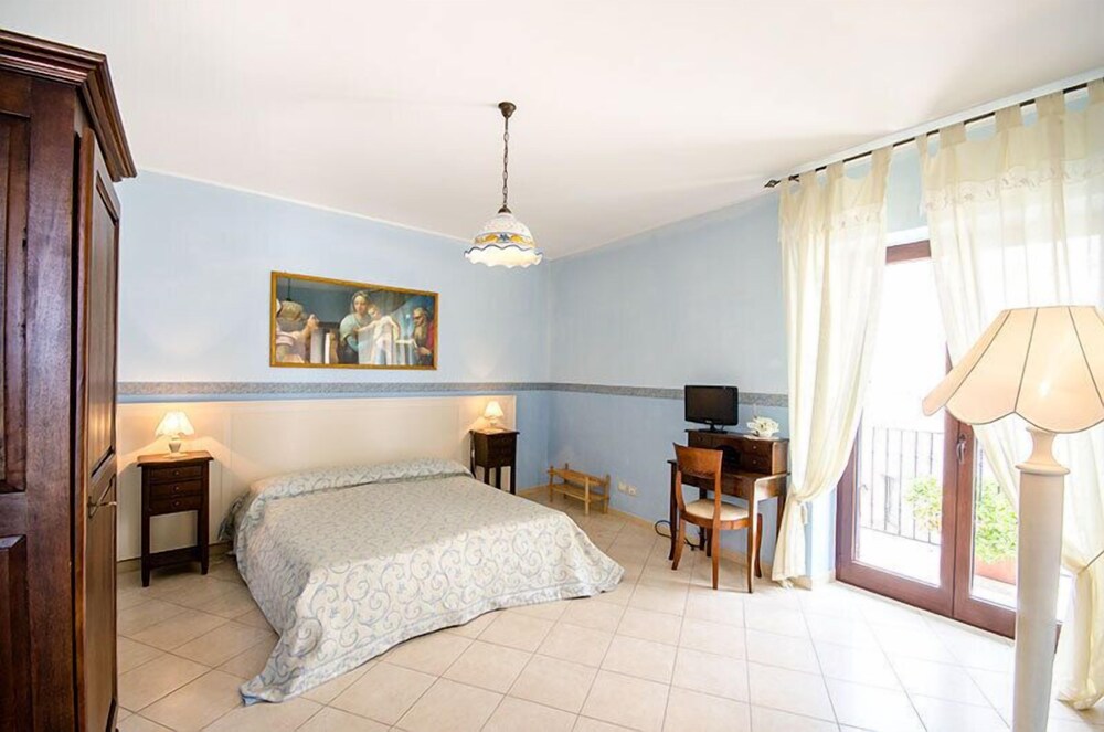 Iris Bed and Breakfast