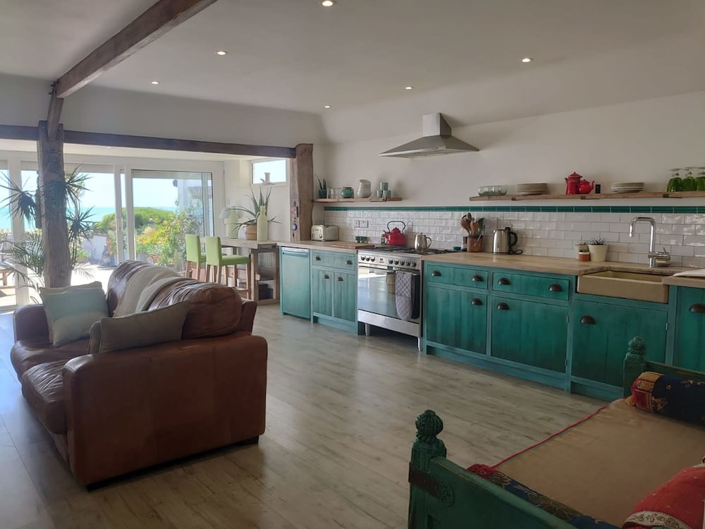 Ocean Front Beach House With Direct Beach Access view 2