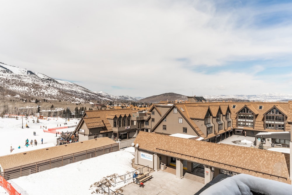 The Loft at Mountain Village by All Seasons Resort Lodging