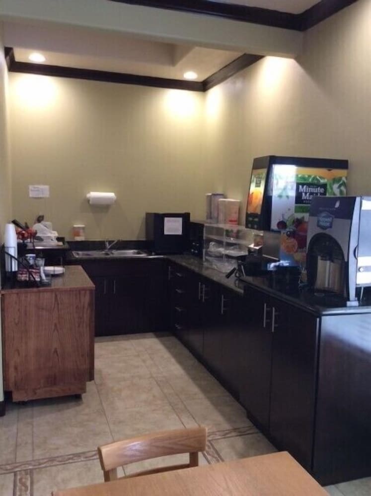 Photo 56