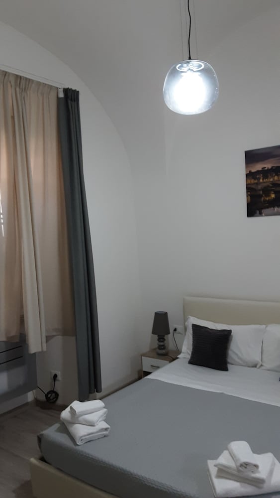 THE SHELTER IN ROME