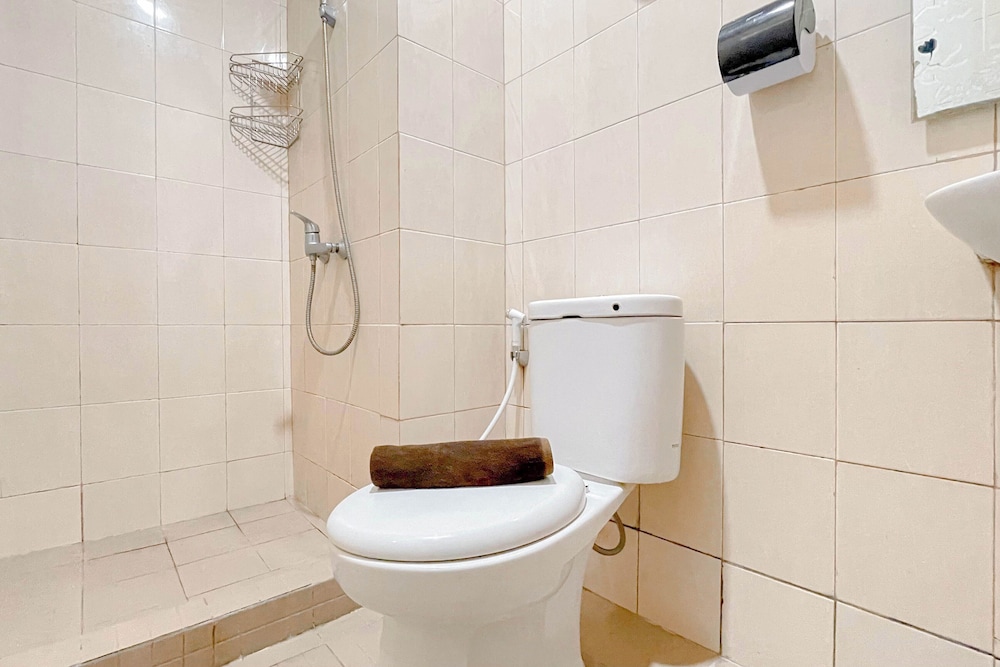 2Br Near Panakkukang Mall At Apartment Vida View Makassar