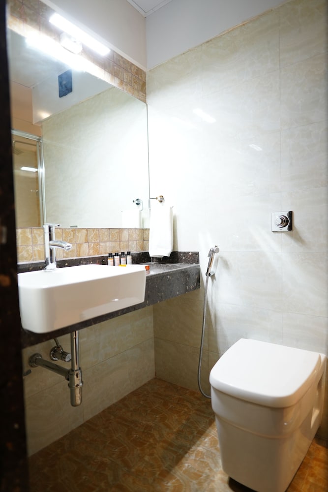Hotel Grand Visava
