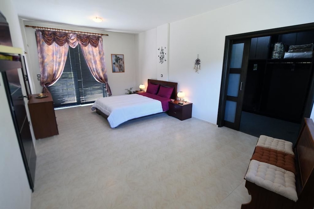 Lilies Villa view 5