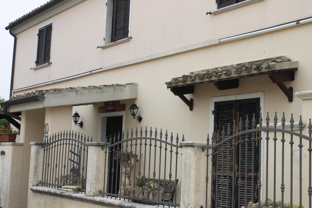 Photo 7