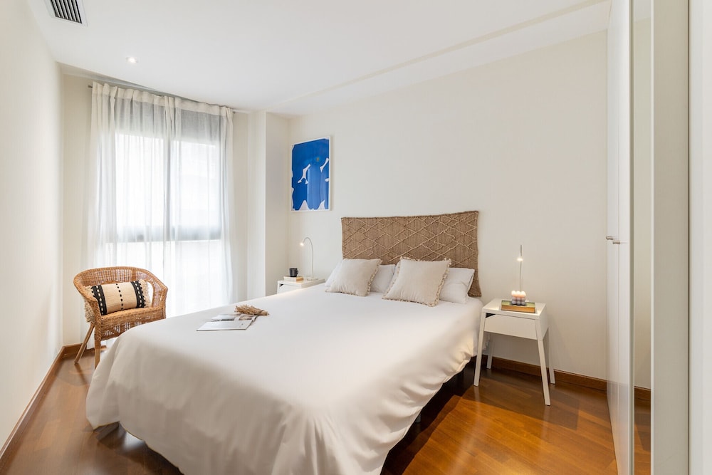 Les Corts Apartments By Olala Homes