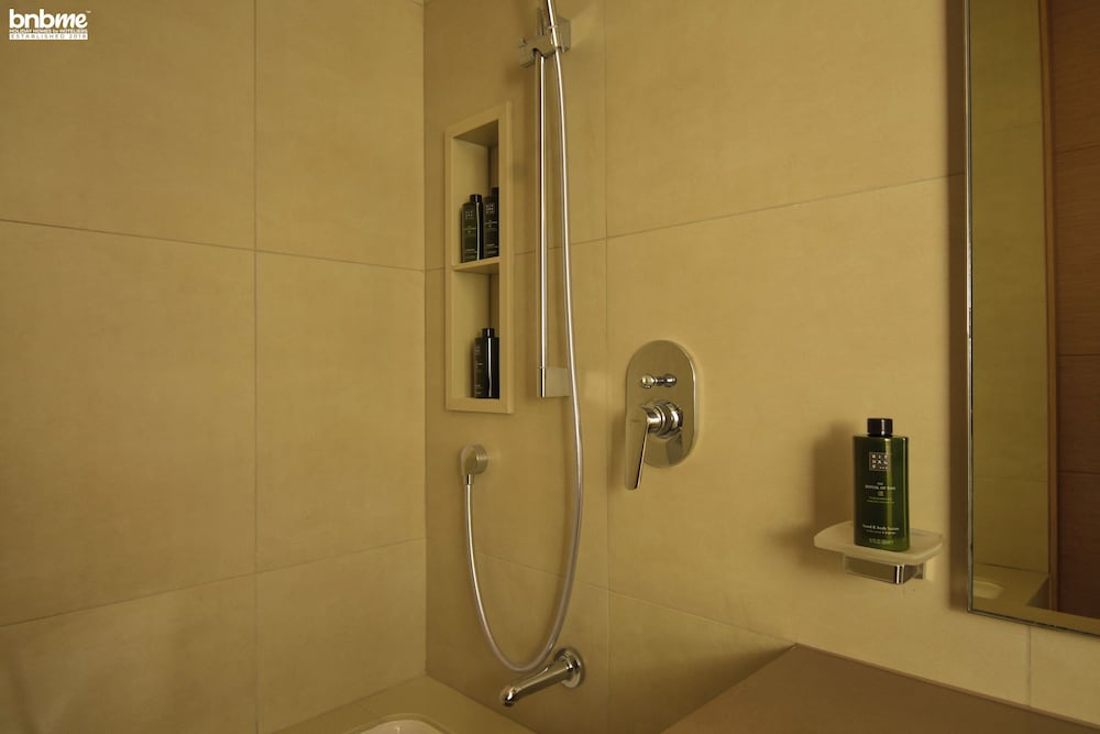 1B-Address JBR - 1107 by bnbmehomes