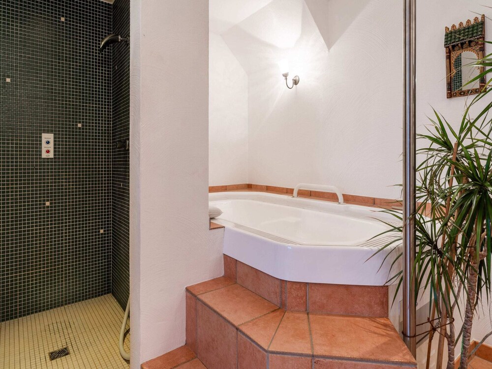 Schleiden Wellness Apartment, photo 33