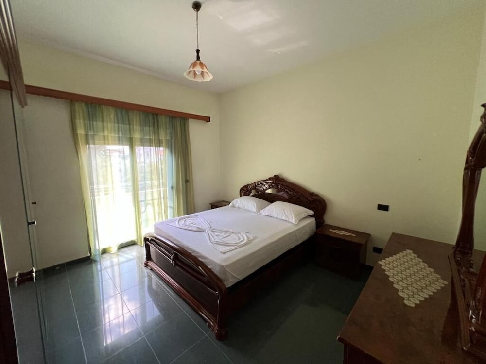 Green Garden Villa