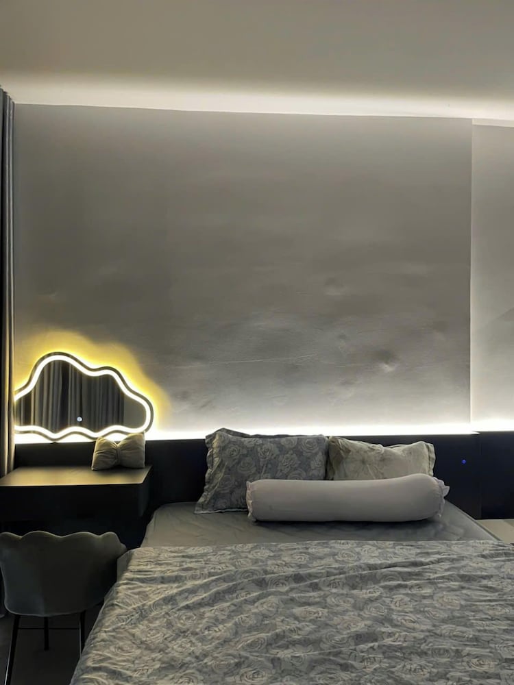 Sophia Center - Serviced Apartment