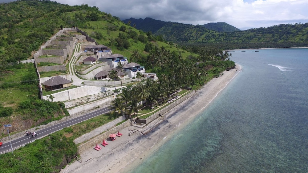 Lima Satu Resort