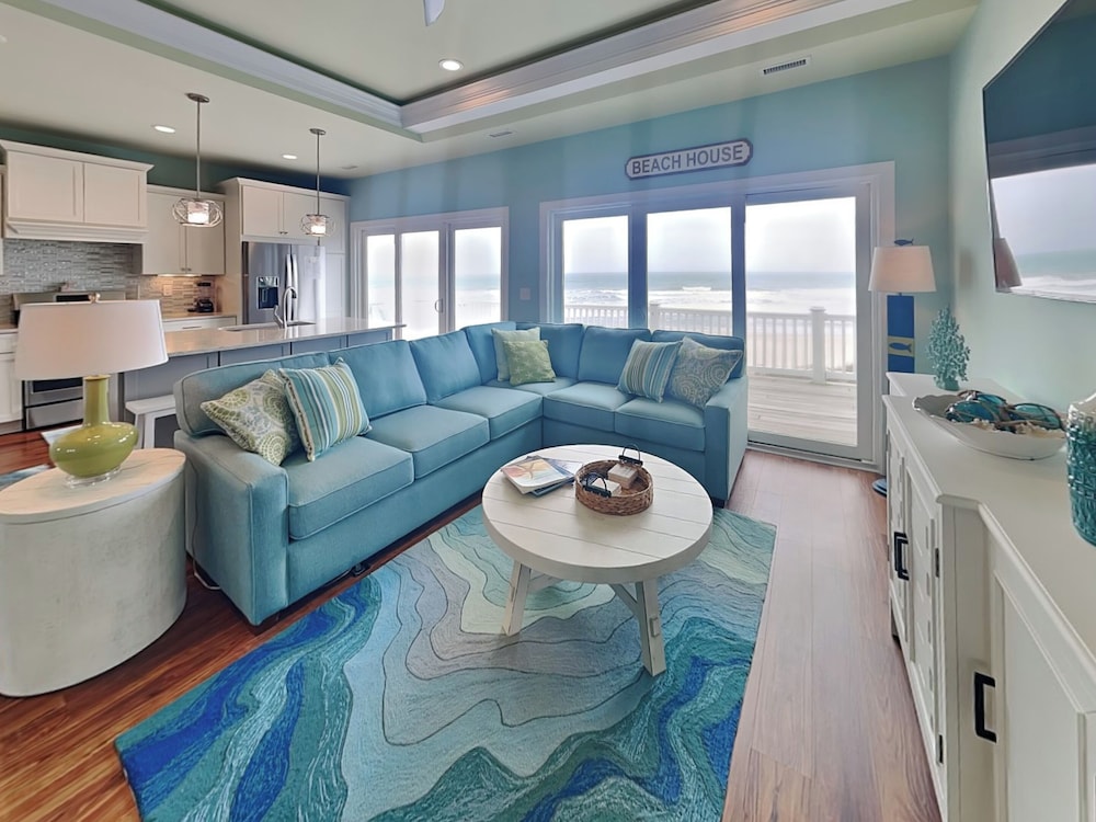 Sandy Feet by Topsail Realty