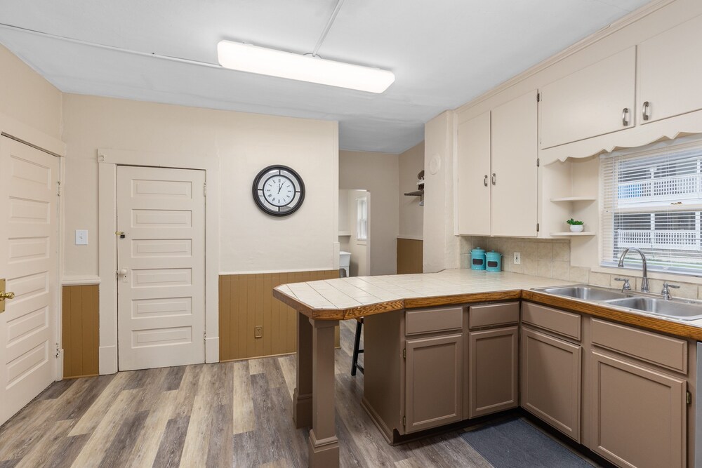 HIstoric 4 BR Near Fulton St