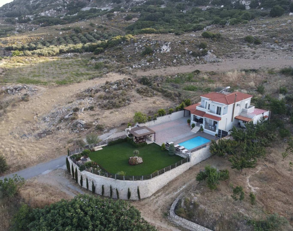 Villa Stironas