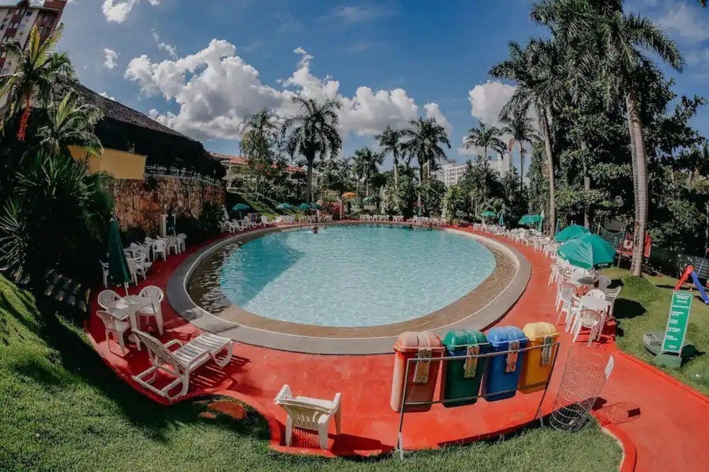 Hotel Maravilhoso-Banheira-PiscinaTermal