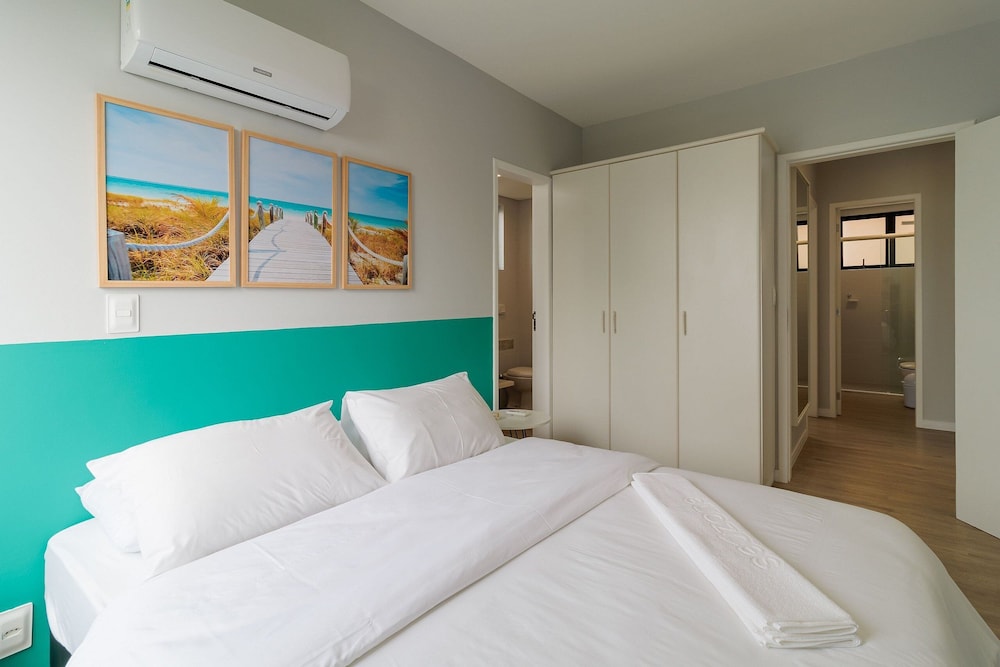 Beachfront Apartment With Island View Cca201