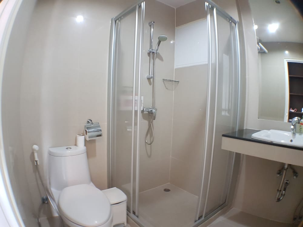 14 Place Sukhumvit Suites - SHA Plus